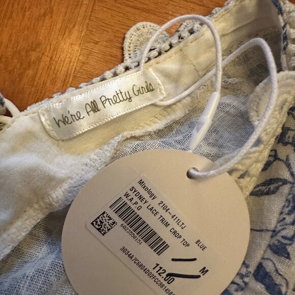 Sydney Lace Trim Floral Crop Top With Ruffle Detail & Lace-Up Back NWT M - Picture 5 of 7
